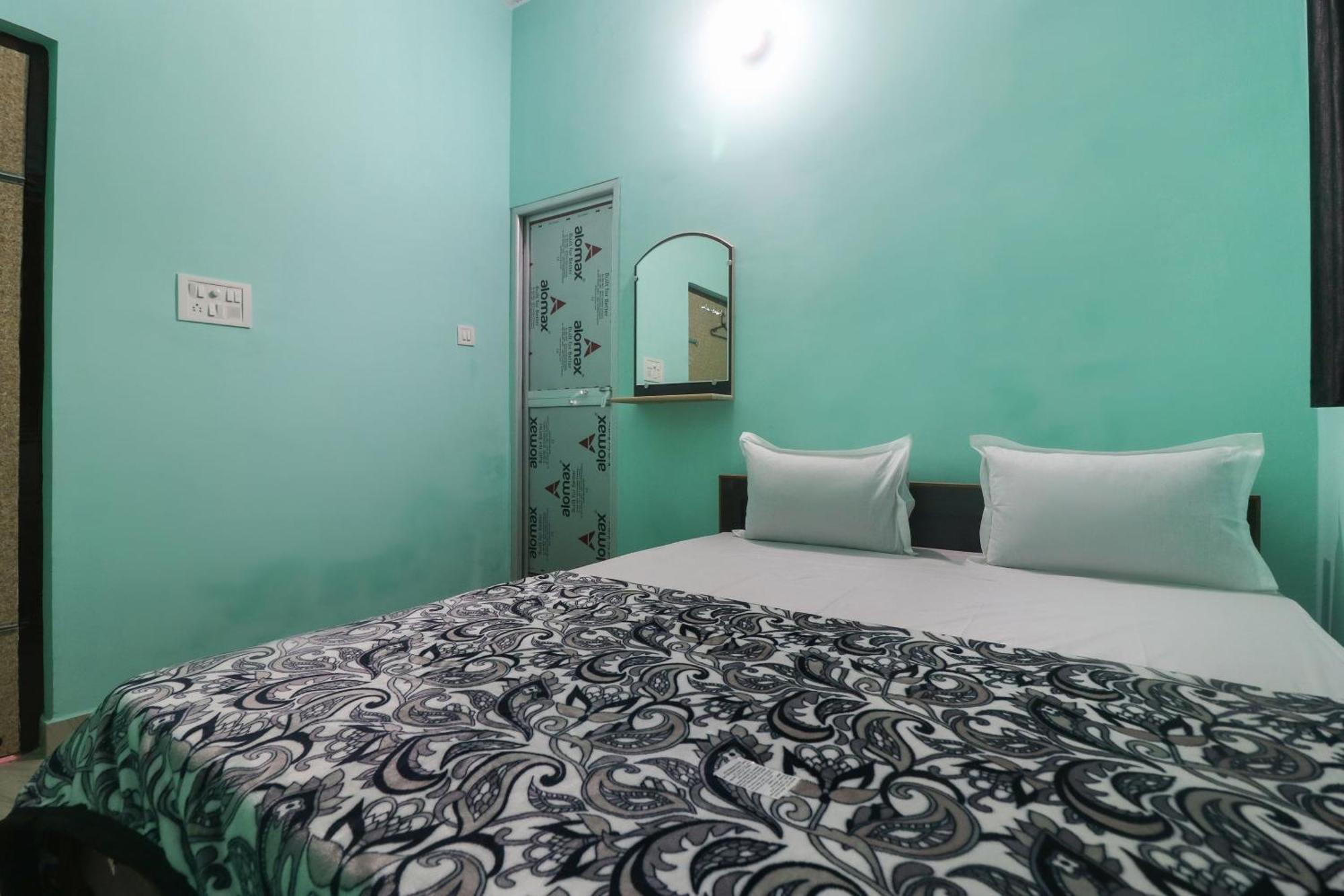 Spot On Hotel Raj มูซัฟฟาร์ปูร์ ภายนอก รูปภาพ